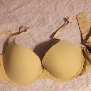 Skims bra Size 34D New